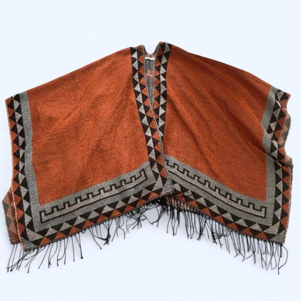Elegant Women's Poncho Shawl Fringes by Moss Rose‎